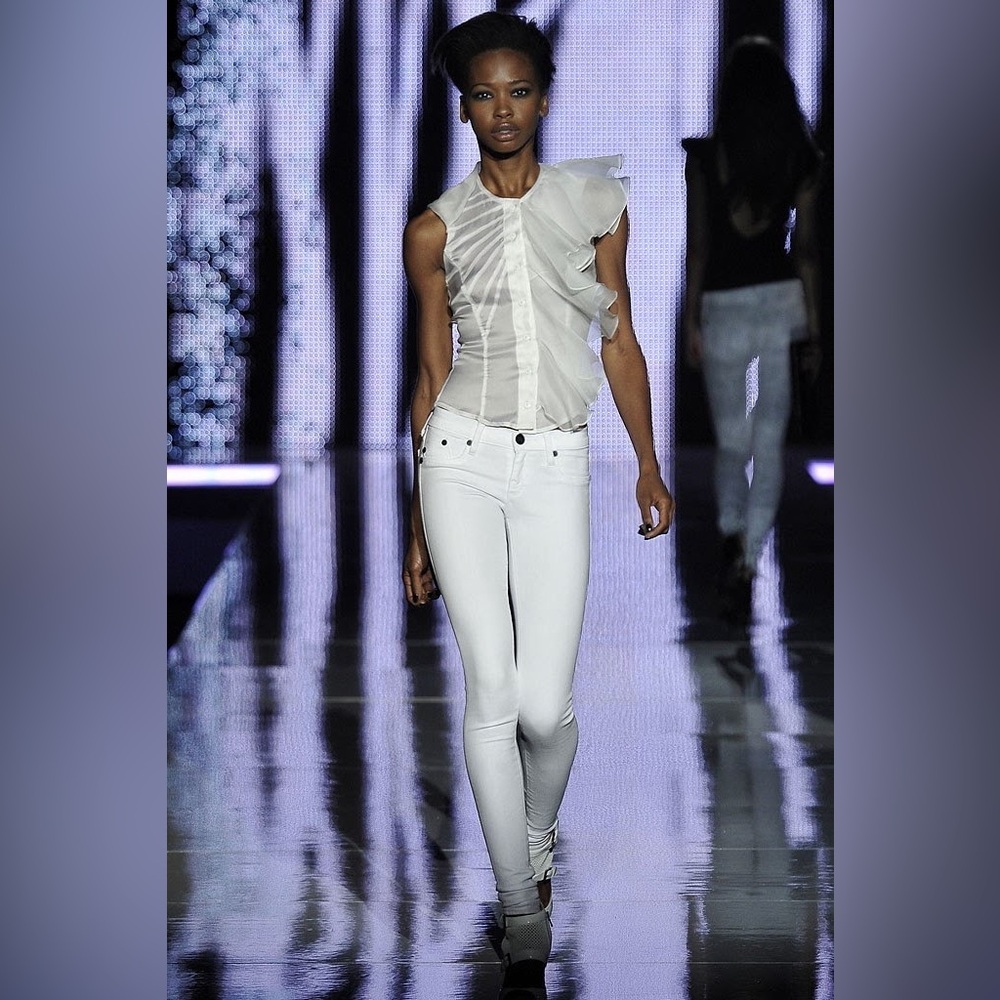 Rock & Republic Tailor Made Runway White Silk Ruffles Corset Blouse Top NEW $945